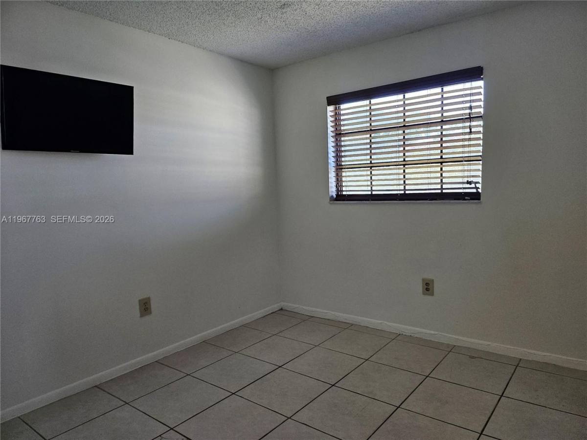 Townhouse for rent at 13220 SW 58th Terrace 16-1, Miami, FL 33183