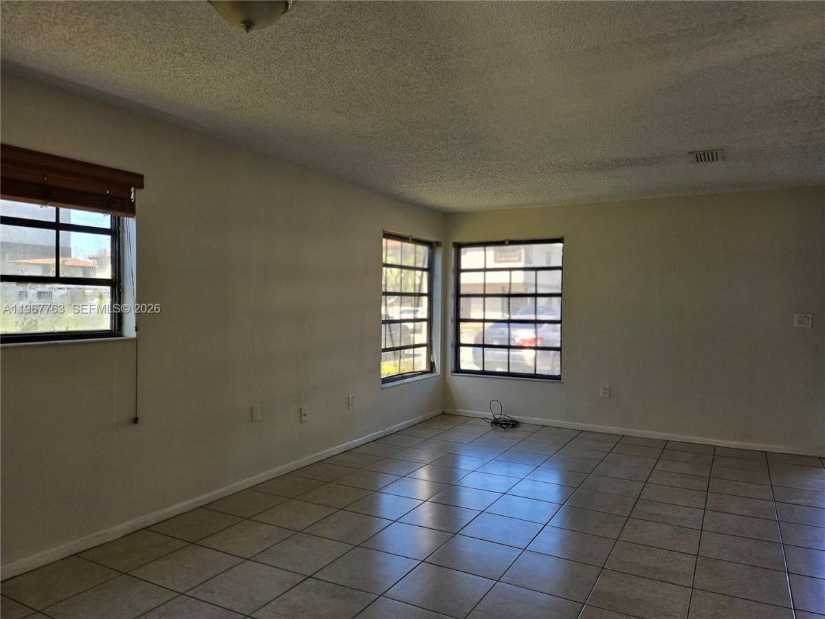 Townhouse for rent at 13220 SW 58th Terrace 16-1, Miami, FL 33183