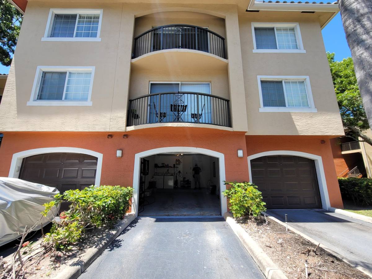 Apartment for rent at 4163 Haverhill Rd #1204, West Palm Beach, FL 33417