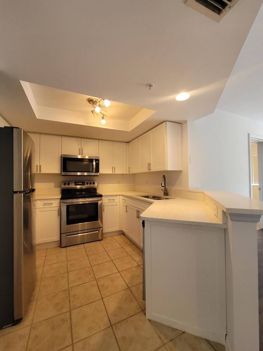 Apartment for rent at 4163 Haverhill Rd #1204, West Palm Beach, FL 33417
