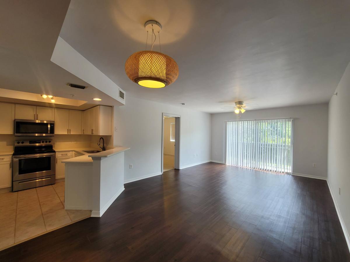 Apartment for rent at 4163 Haverhill Rd #1204, West Palm Beach, FL 33417