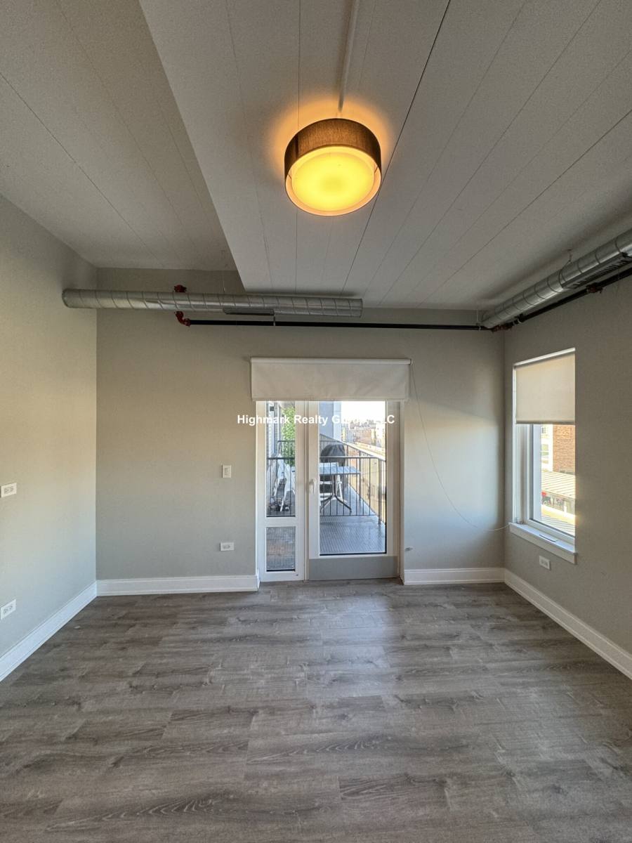Apartment for rent at 941 W Belmont Ave #507N, Chicago, IL 60657