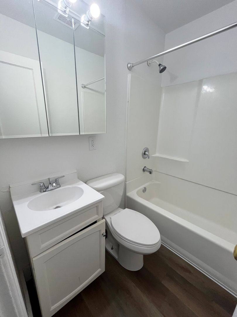 Apartment for rent at 313 N Minnesota Ave, Sioux Falls, SD 57104