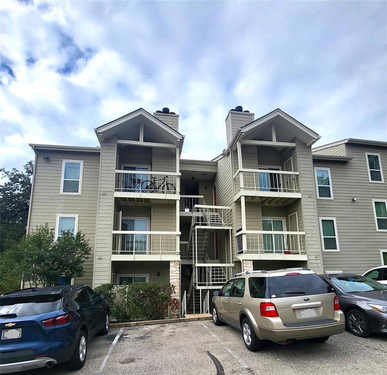 Condo for rent at 114 E 31st St #201, Austin, TX 78705