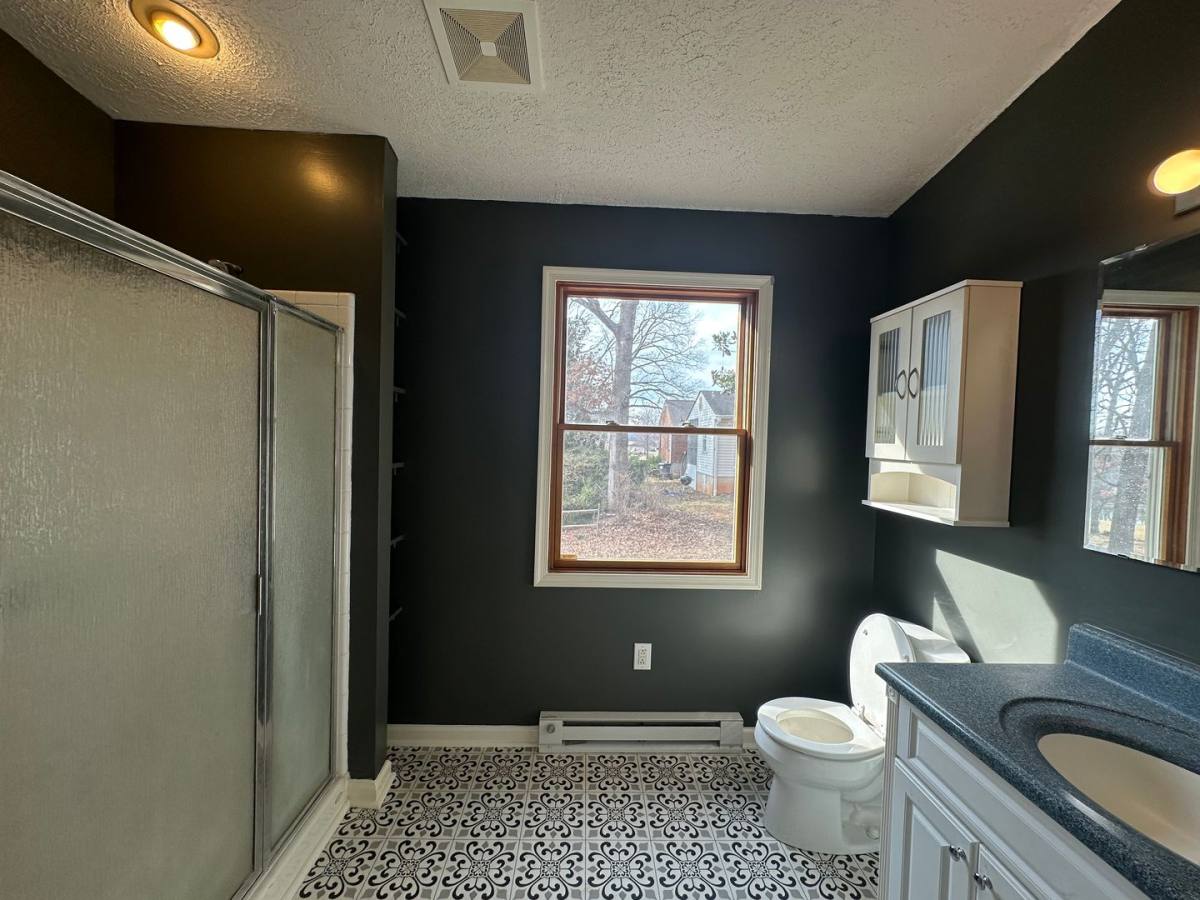 House for rent at 1321 Peaks St, Bedford, VA 24523