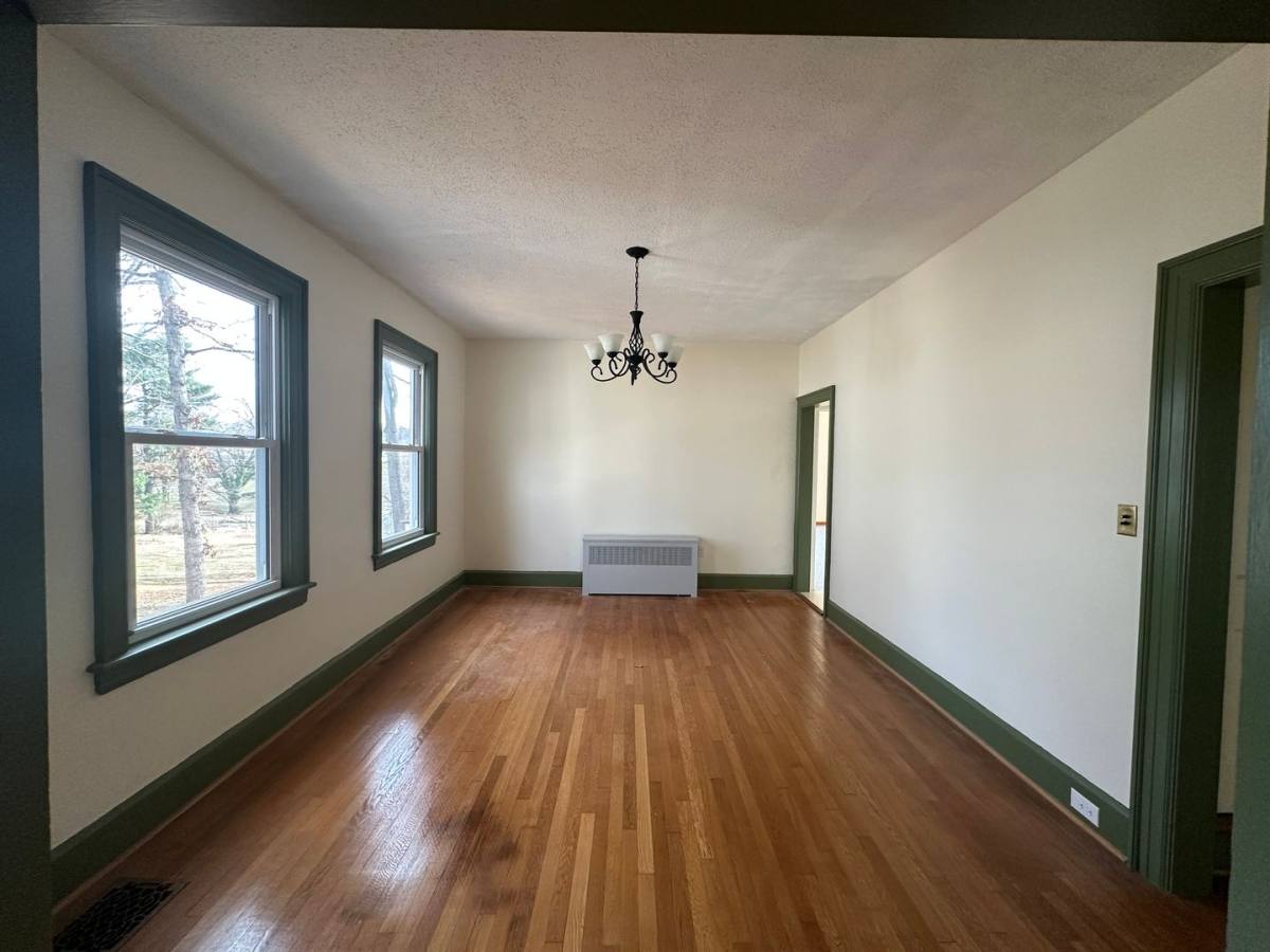House for rent at 1321 Peaks St, Bedford, VA 24523