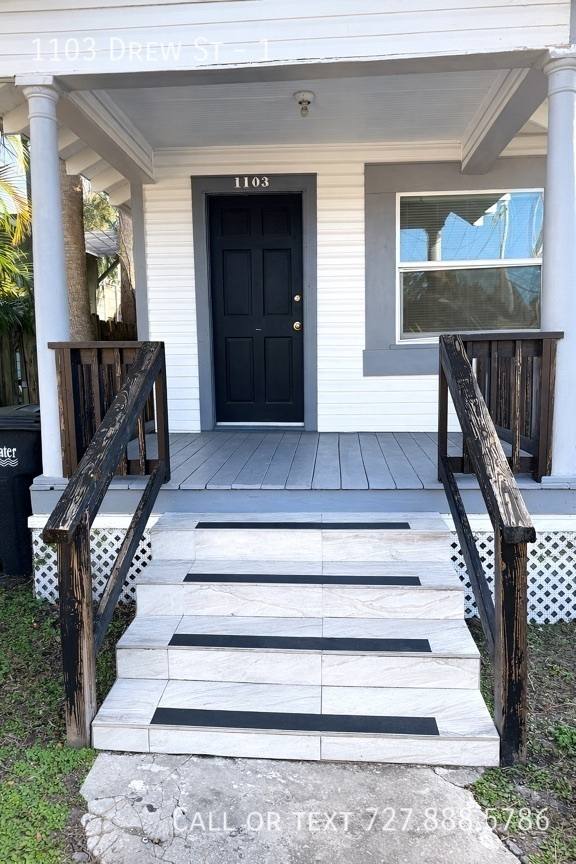 Apartment for rent at 1103 Drew St #1, Clearwater, FL 33755