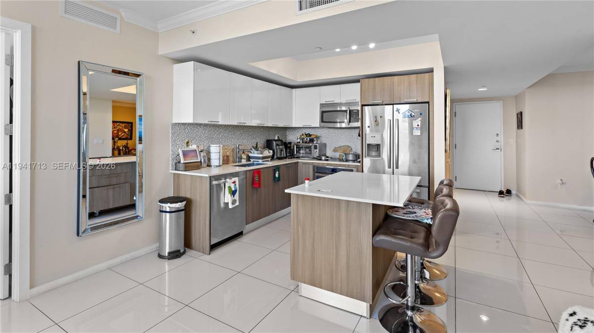 Condo for rent at 5252 NW 85th Ave #1110, Miami, FL 33166