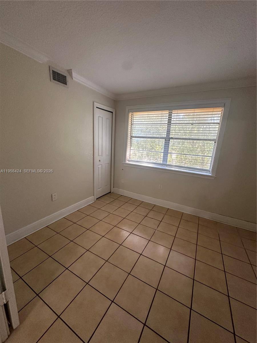 Apartment for rent at 17255 SW 95th Ave #461, Miami, FL 33157