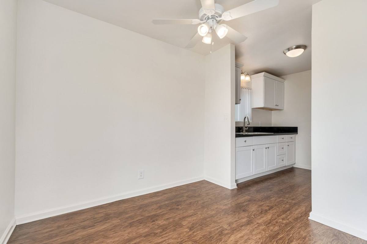 Apartment for rent at 2244-2250 Canyon Dr, Costa Mesa, CA 92627