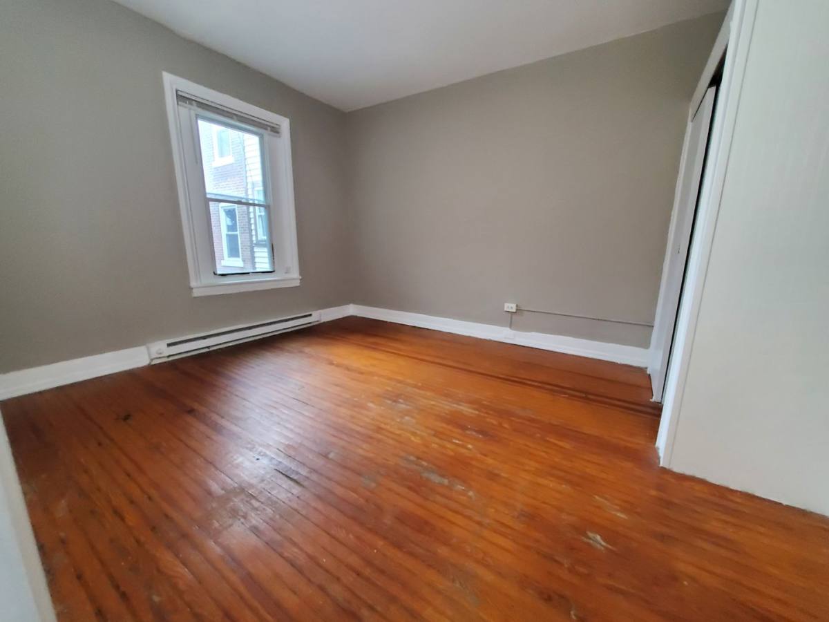 Apartment for rent at 209 N 8th St, Allentown, PA 18102