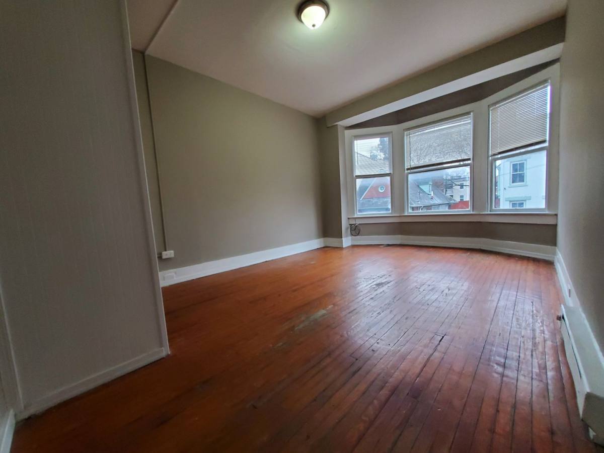 Apartment for rent at 209 N 8th St, Allentown, PA 18102