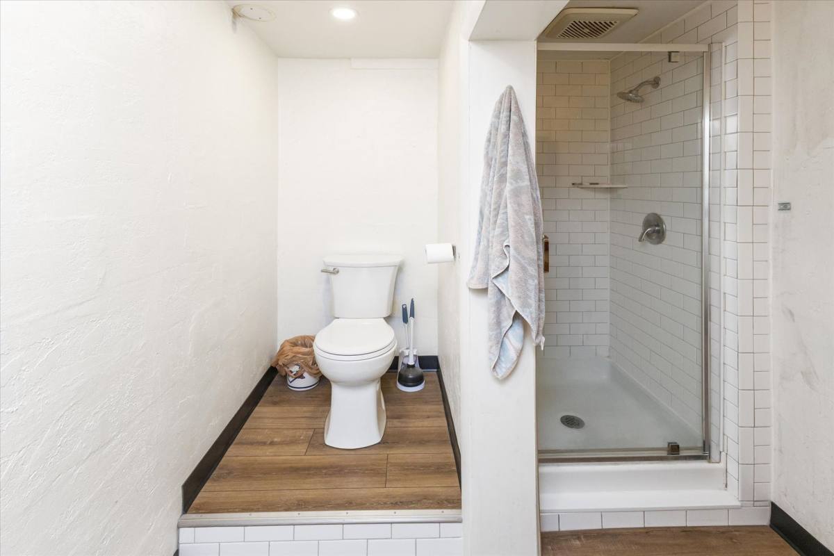 Apartment for rent at 547 W Main St, Danville, IN 46122