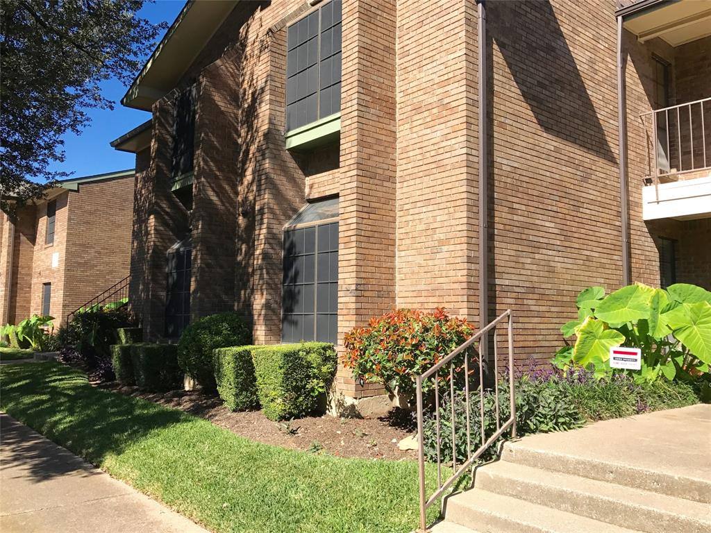 Condo for rent at 2505 Wedglea Dr #117, Dallas, TX 75211