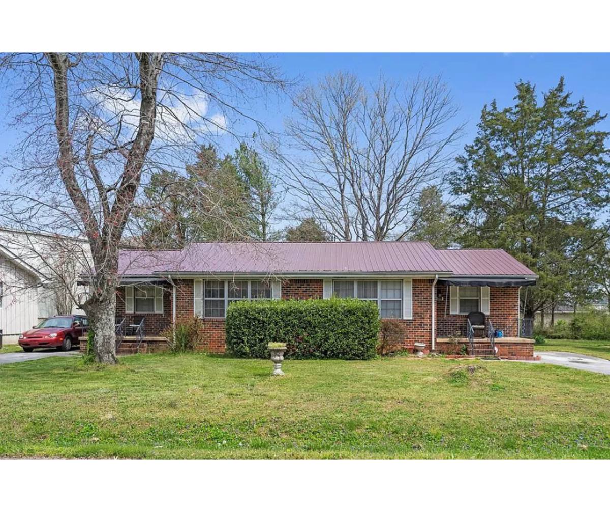 Apartment for rent at 6919-6929 Robinson Dr, Chattanooga, TN 37421