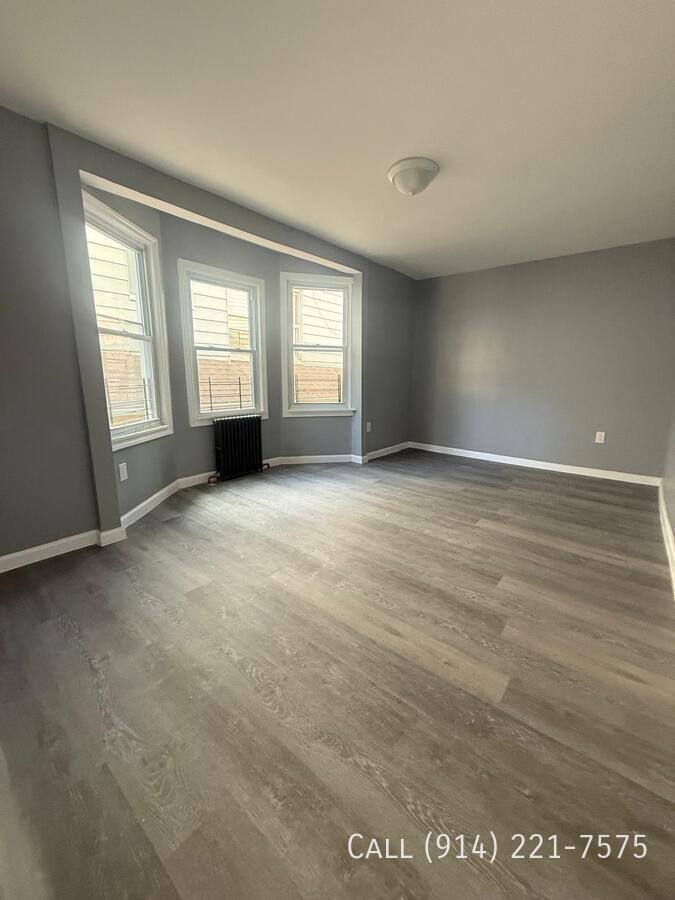Apartment for rent at 76 Bruce Ave #2R, Yonkers, NY 10705