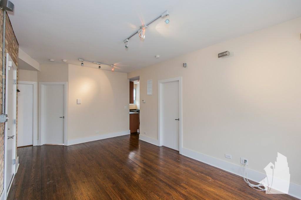 Apartment for rent at 3453 N Wolcott Ave #1, Chicago, IL 60657