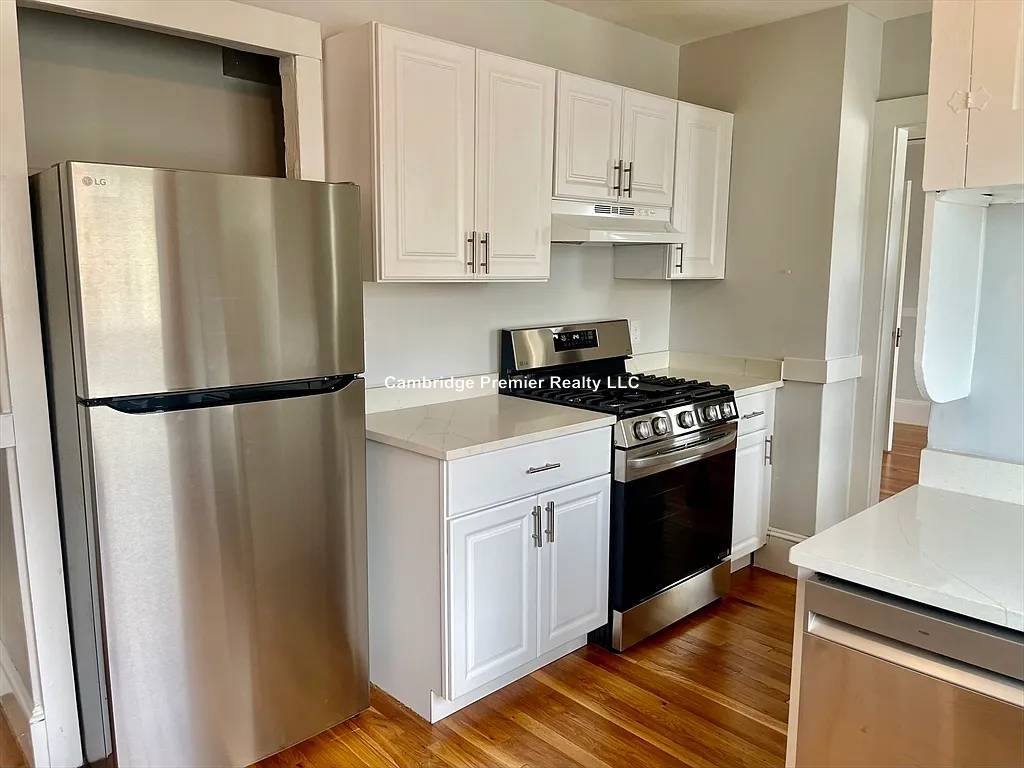 Apartment for rent at 15 Edgecliff, Watertown, MA 02472