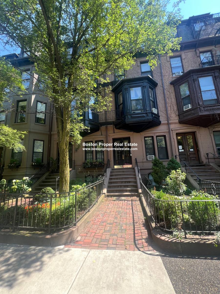 Apartment for rent at 323 Beacon St #6, Boston, MA 02116