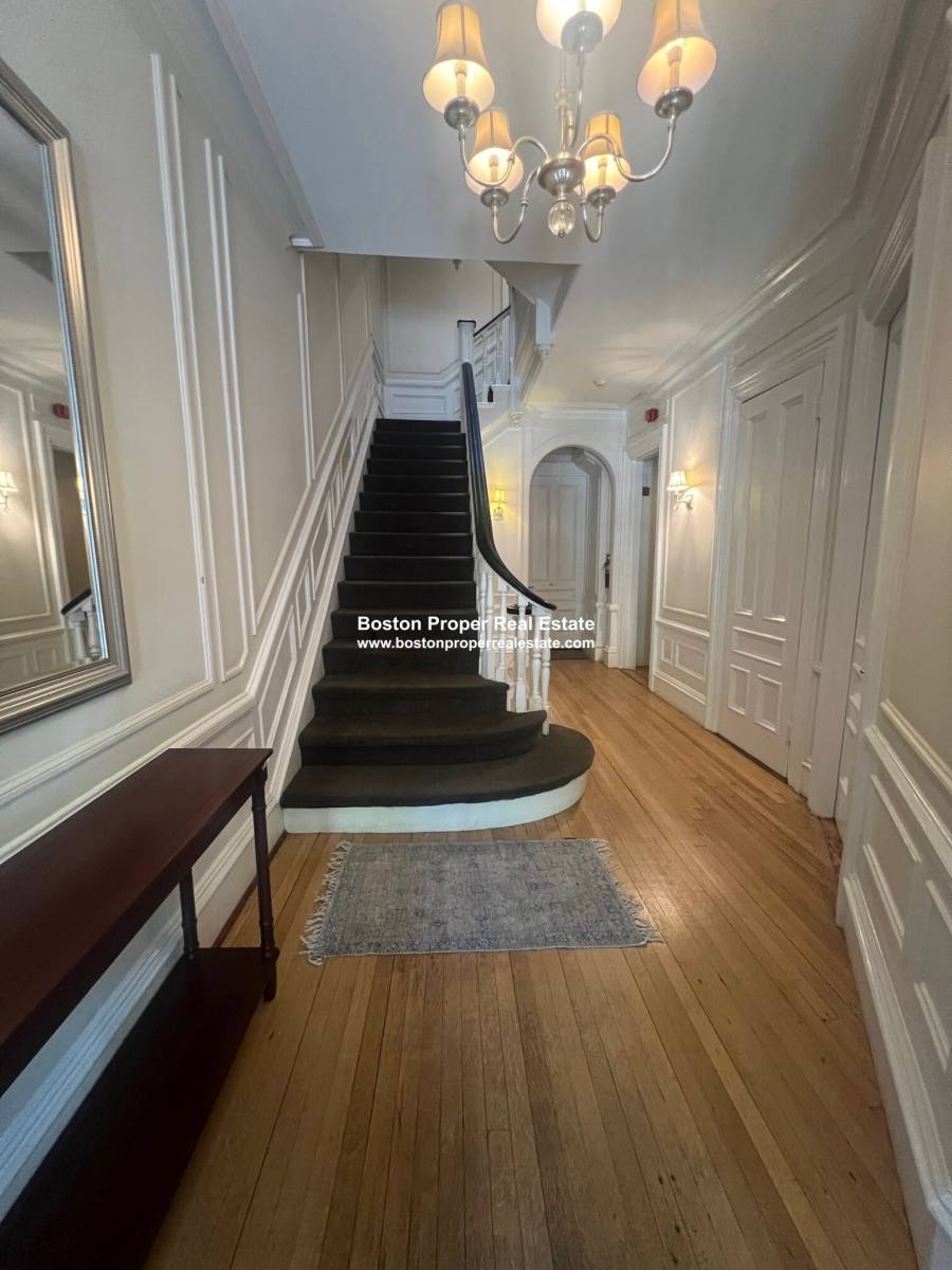 Apartment for rent at 323 Beacon St #6, Boston, MA 02116