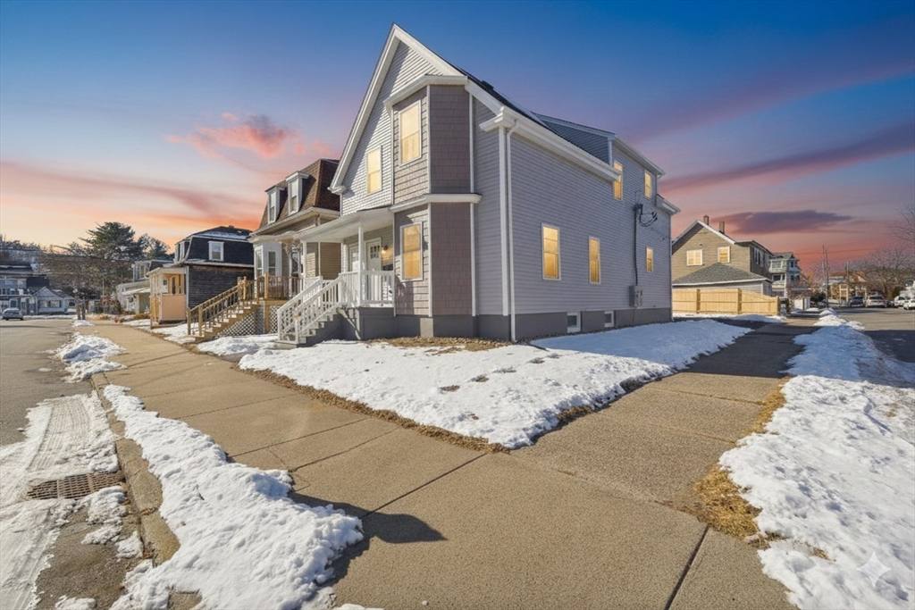 Apartment for rent at 1 Clough St #1, Lynn, MA 01902