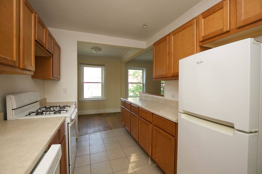 Apartment for rent at 916 18 Green Bay #PL2, Winnetka, IL 60093