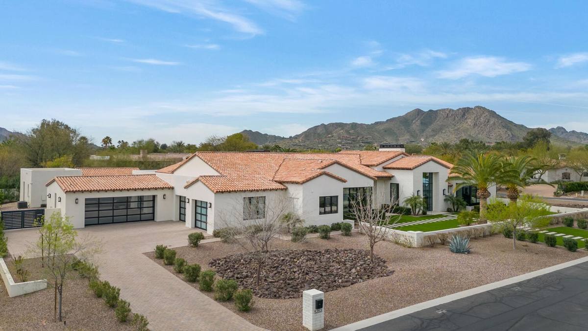 House for rent at 5353 E Sanna St, Paradise Valley, AZ 85253
