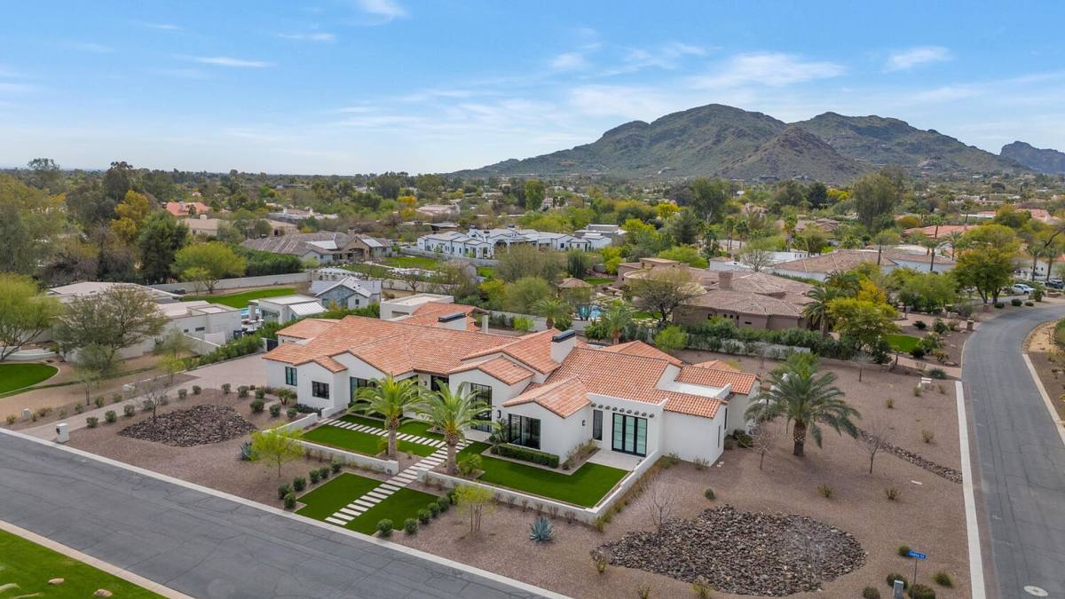 House for rent at 5353 E Sanna St, Paradise Valley, AZ 85253