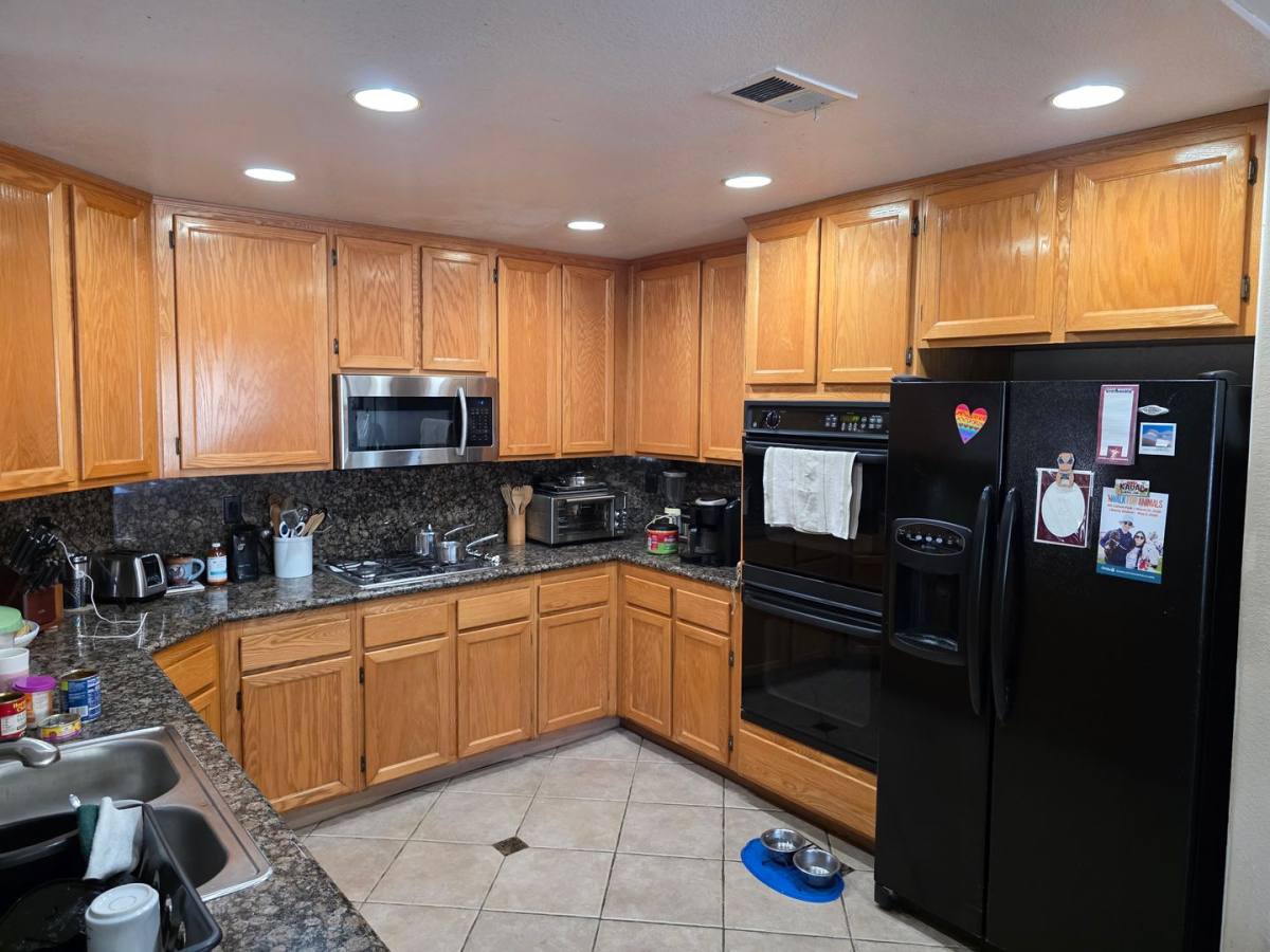 Apartment for rent at 2432 Papyrus Court, Oceanside, CA 92054
