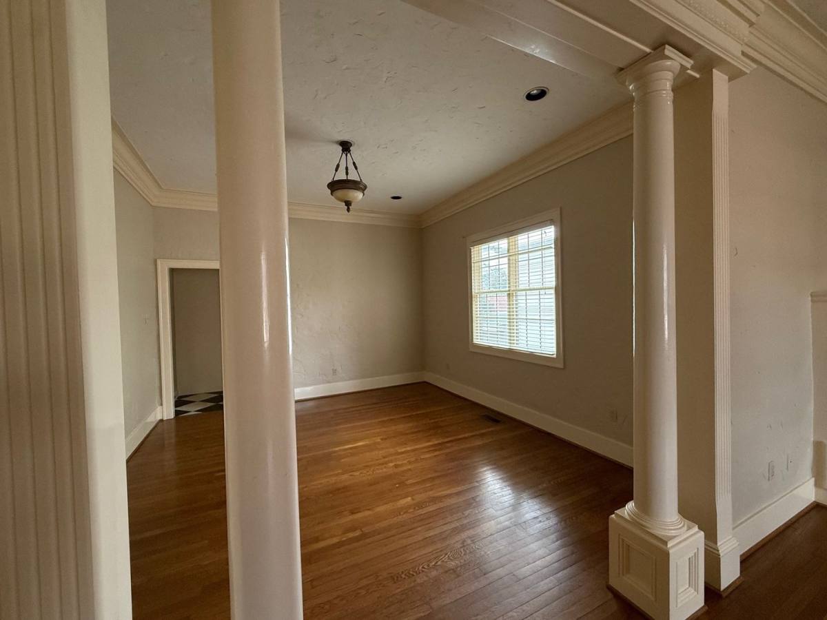 Apartment for rent at 200 Ridgeway Dr, Little Rock, AR 72205