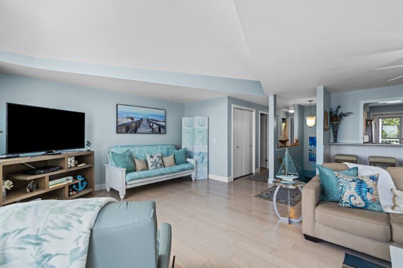 Condo for rent at 19 Beach St, Narragansett, RI 02882