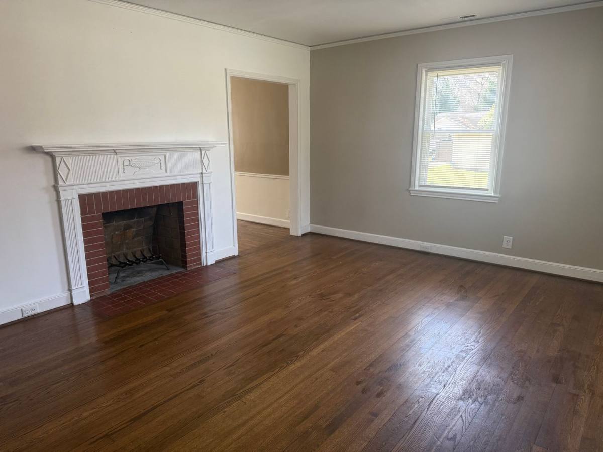 House for rent at 1011 W Wendover Ave, Greensboro, NC 27408