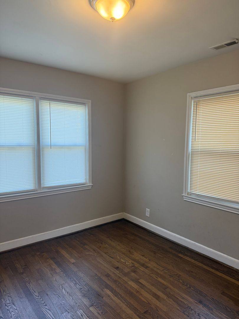 House for rent at 1011 W Wendover Ave, Greensboro, NC 27408