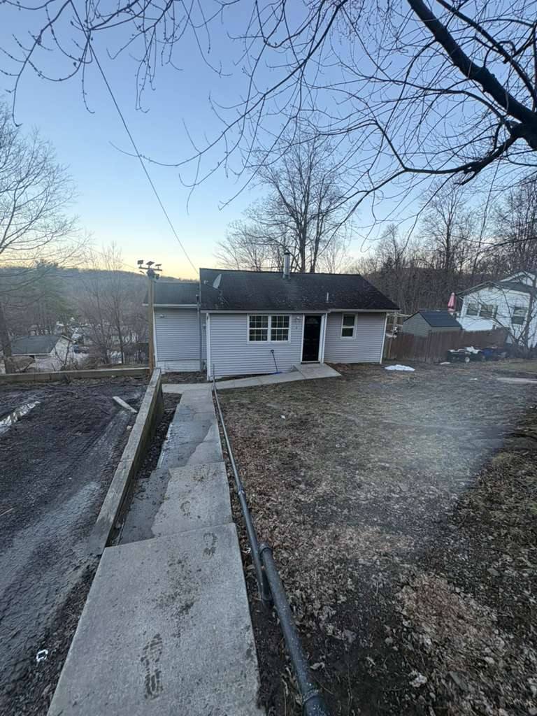 House for rent at 4 Sunrise Trail, Monroe, NY 10950