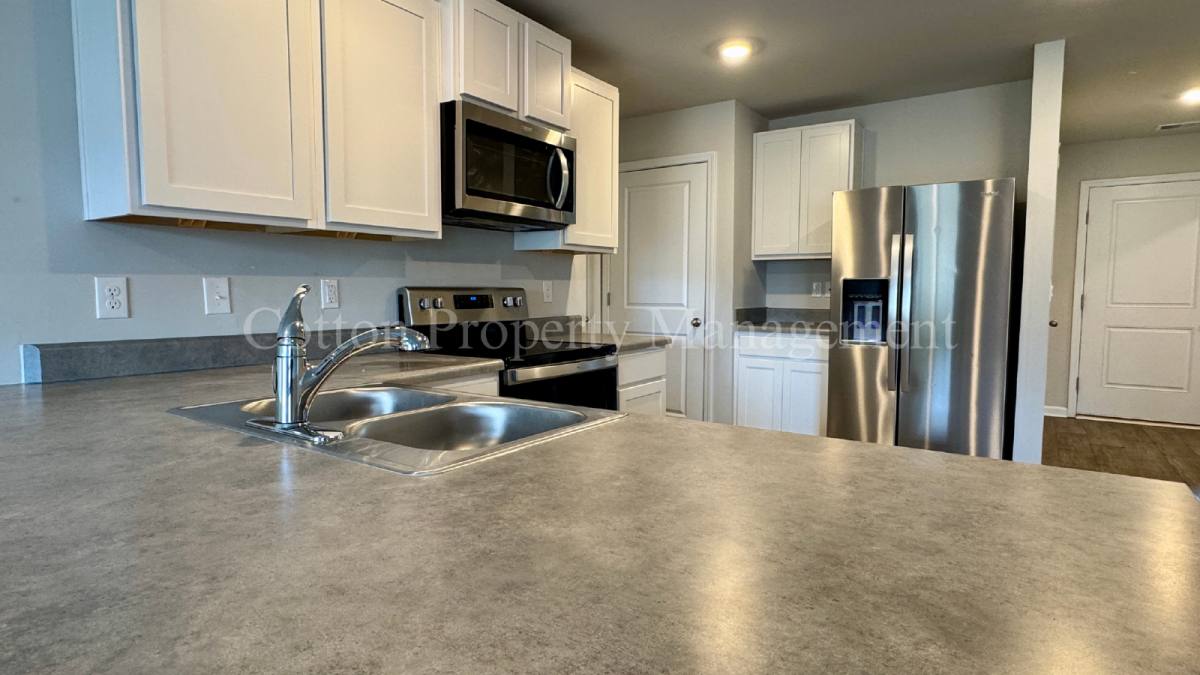 House for rent at 1114 Forest Glen Dr, Leland, NC 28451