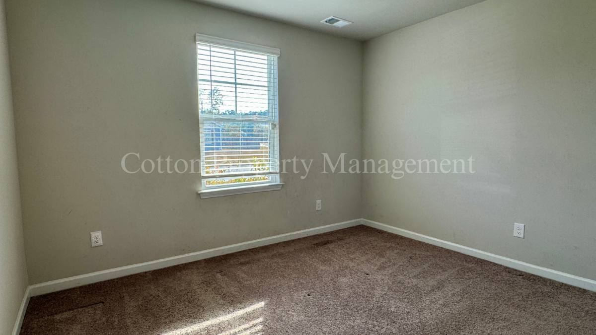 House for rent at 1114 Forest Glen Dr, Leland, NC 28451