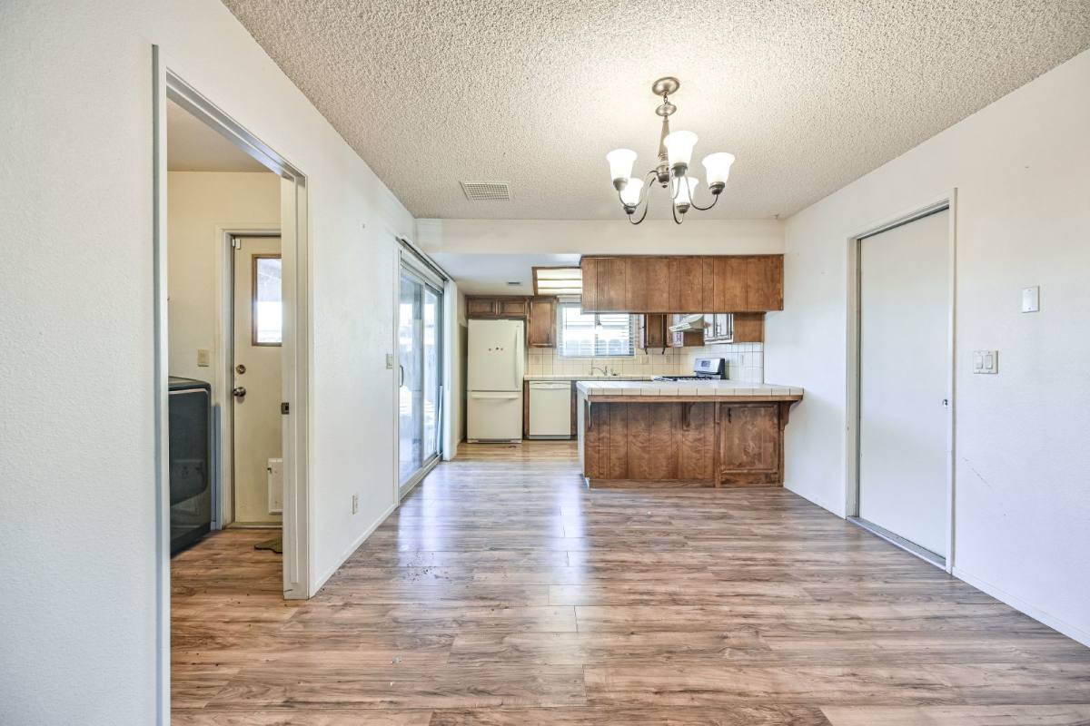 House for rent at 405 S Fountain St, Ridgecrest, CA 93555