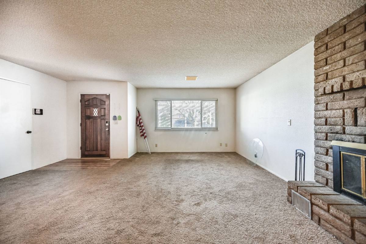 House for rent at 405 S Fountain St, Ridgecrest, CA 93555