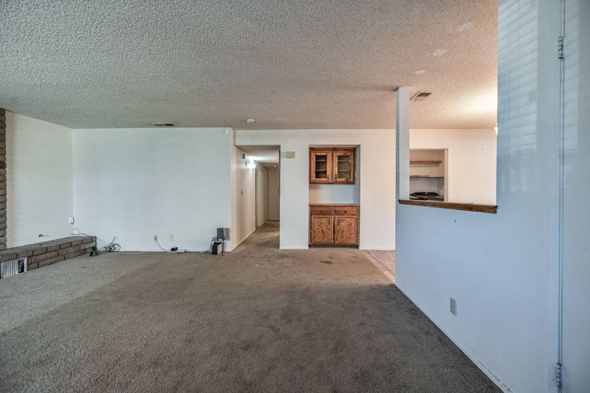 House for rent at 405 S Fountain St, Ridgecrest, CA 93555