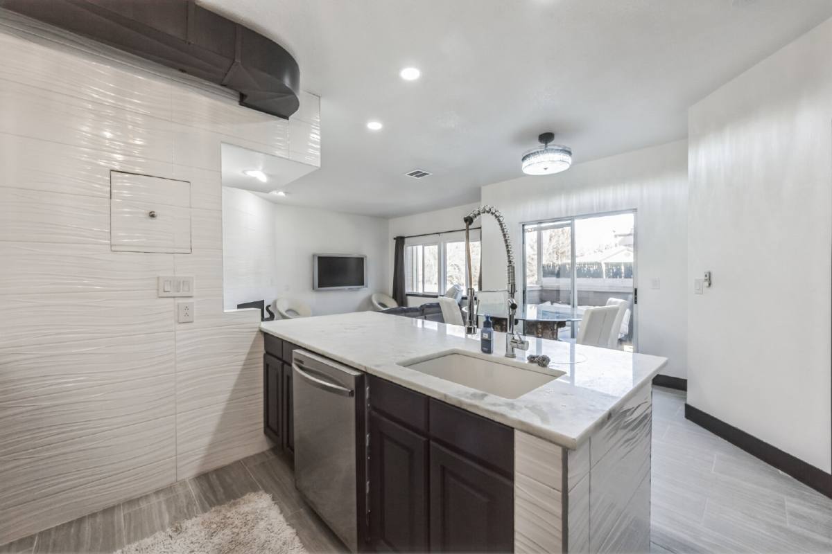Condo for rent at 6001 S Yosemite St #C208, Englewood, CO 80111