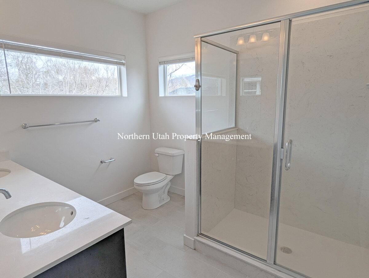 Townhouse for rent at 313 W 25 N, Layton, UT 84041