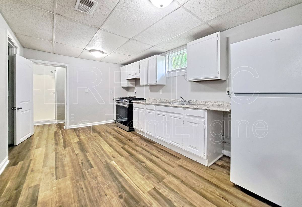Apartment for rent at 704-706 Roselane St #704-1, Louisville, KY 40203