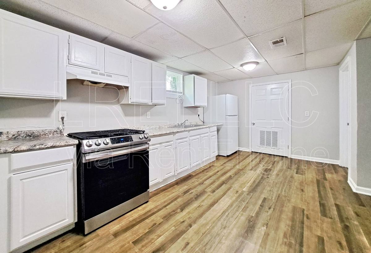 Apartment for rent at 704-706 Roselane St #704-1, Louisville, KY 40203