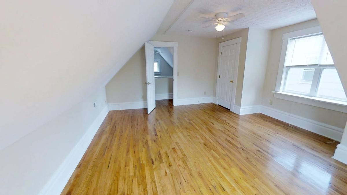 House for rent at 225 E 11th Ave, Columbus, OH 43201