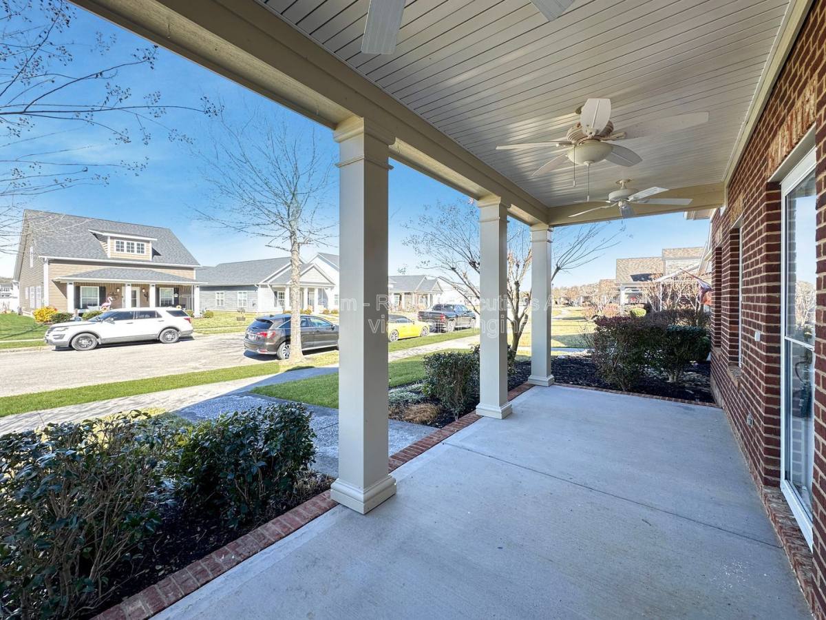 House for rent at 132 Hardinberry St, Oak Ridge, TN 37830