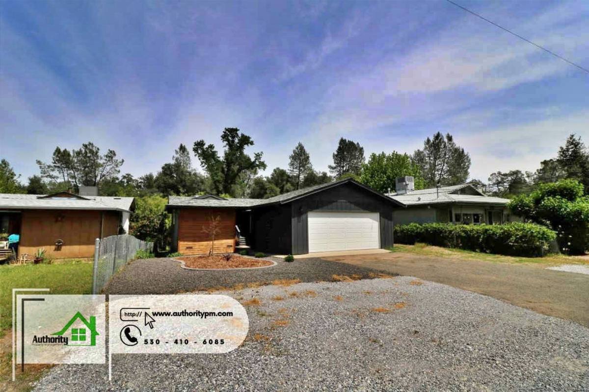 House for rent at 1833 Oregon Ave, Shasta Lake, CA 96019