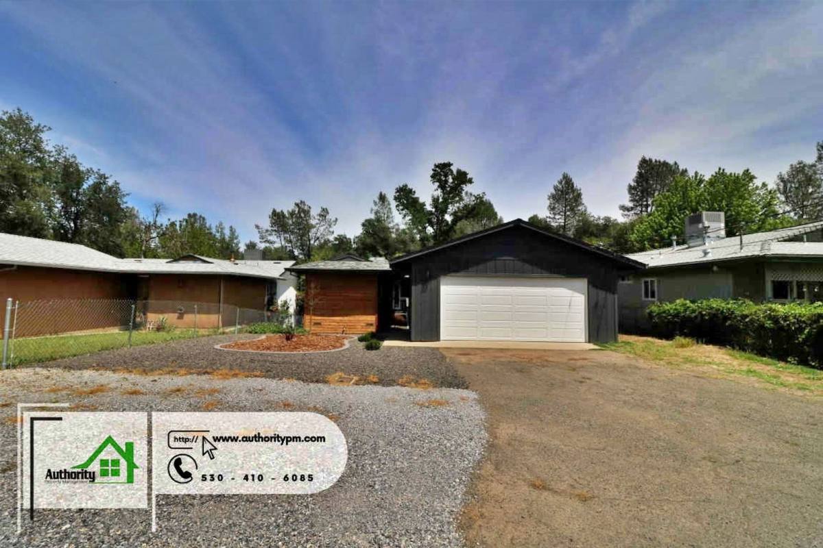 House for rent at 1833 Oregon Ave, Shasta Lake, CA 96019