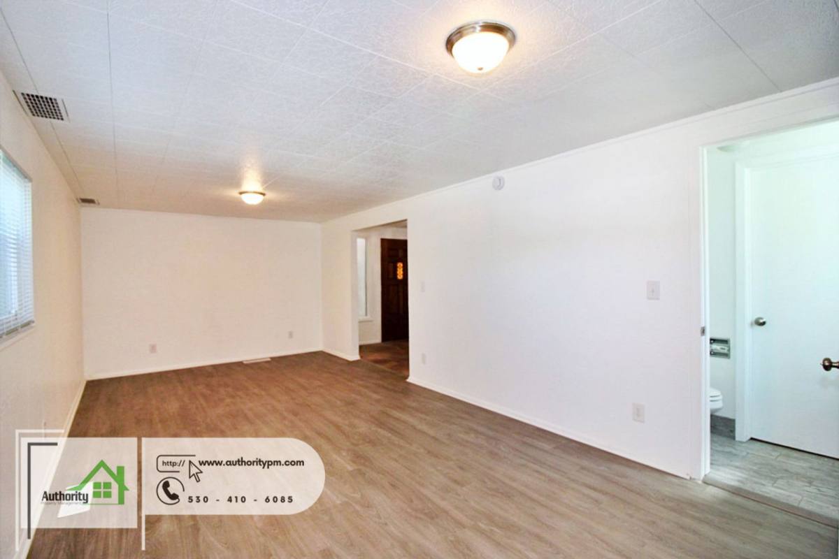House for rent at 17875 Walker Mine Rd, Redding, CA 96003