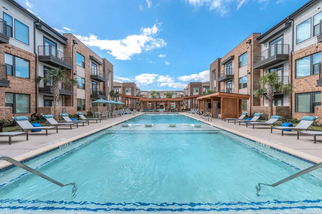 Apartment for rent at 23615 Western Centre Dr, Katy, TX 77494