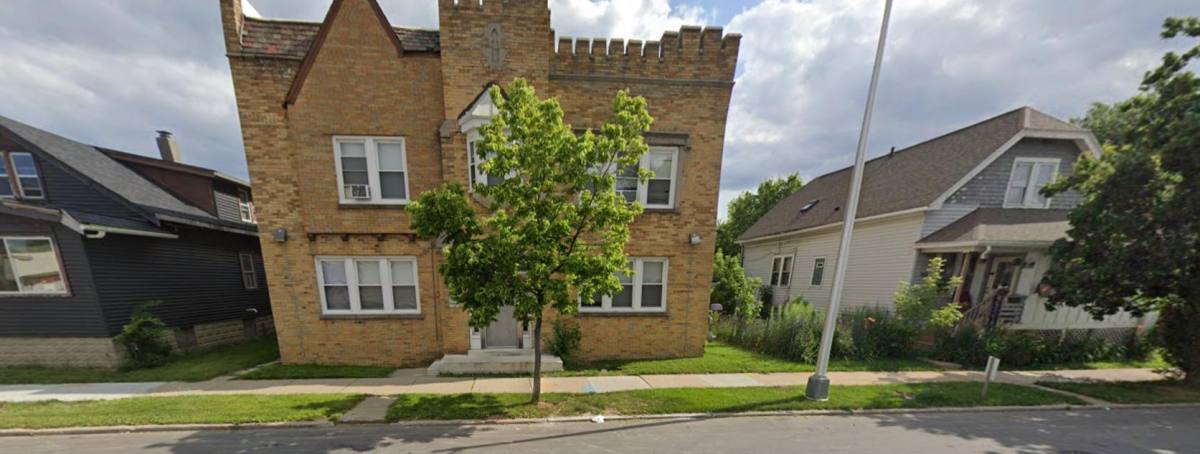 Apartment for rent at 3811 W Hampton #5, Milwaukee, WI 53209